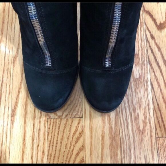 Marc by Marc Jacobs Half Moon Shearling Boot - Picture 4 of 8